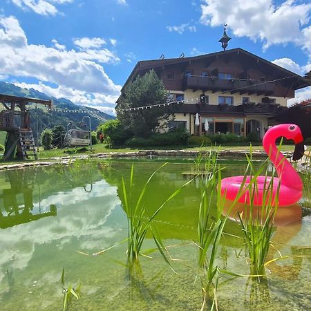 Simone'S Platzerl - Nachhaltiger Urlaub Inkl Sommerkarte, Freier Eintritt Tauern Spa, Schwimmteich Und Saunabereich Kaprun Buitenkant foto