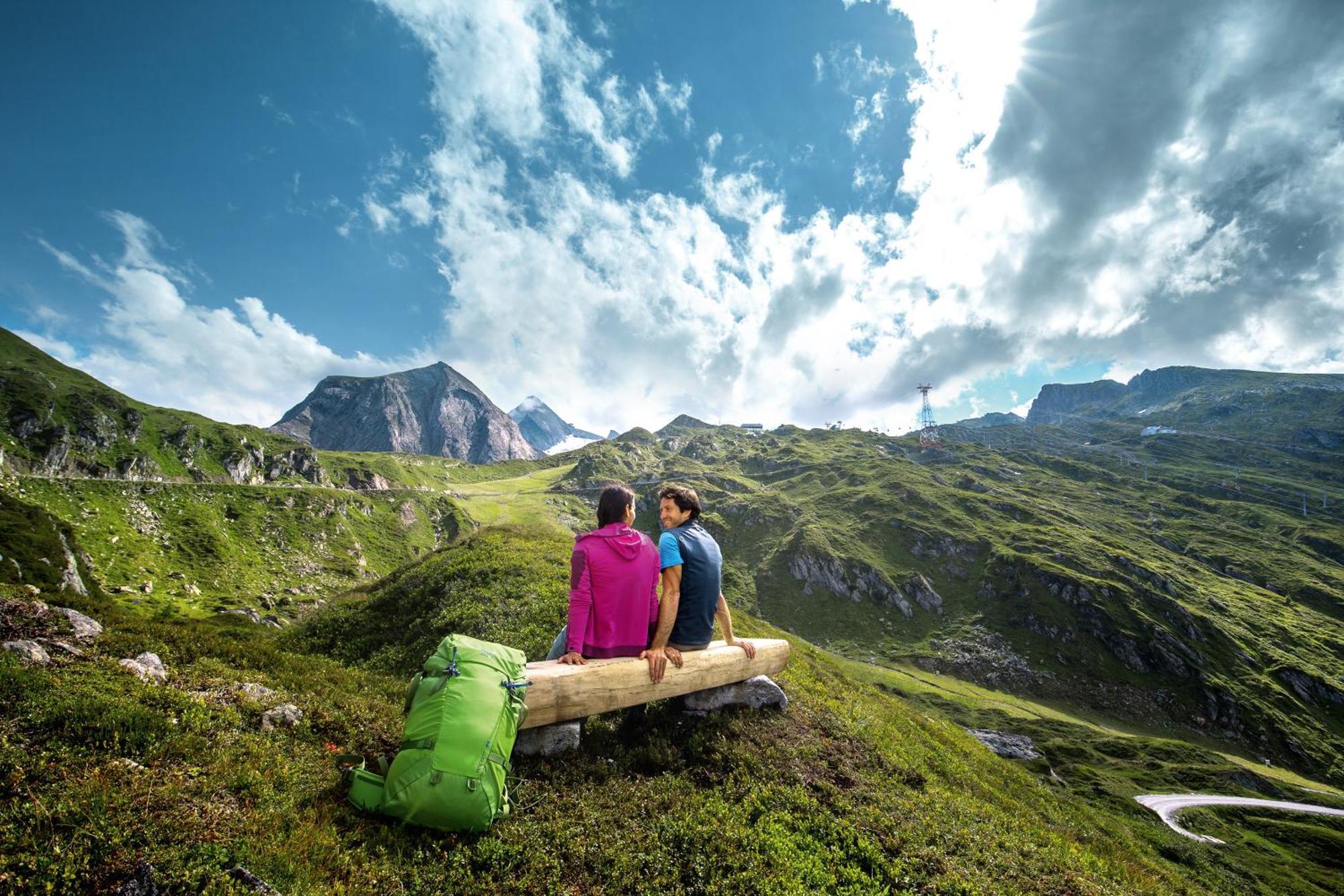 Simone'S Platzerl - Inklusive Taeglichem Freien Eintritt Tauern Spa - Nur 5 Gehminuten, Sommerkarte, Privatem Garten Mit Schwimmteich, Grill Und Saunabereich Kaprun Buitenkant foto