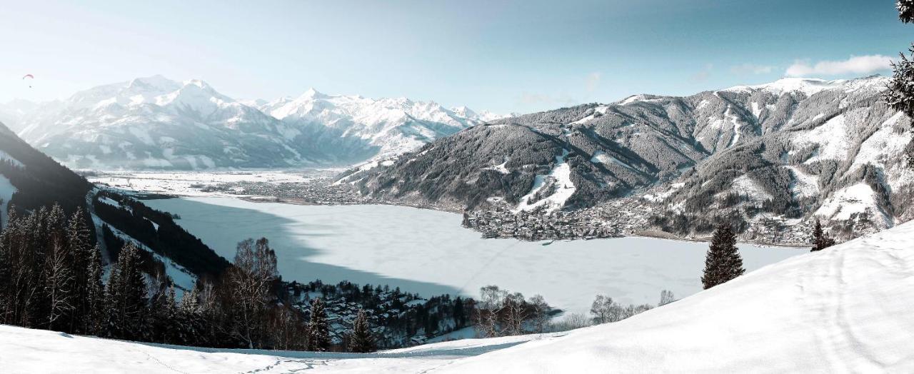 Simone'S Platzerl - Inklusive Taeglichem Freien Eintritt Tauern Spa - Nur 5 Gehminuten, Sommerkarte, Privatem Garten Mit Schwimmteich, Grill Und Saunabereich Kaprun Buitenkant foto
